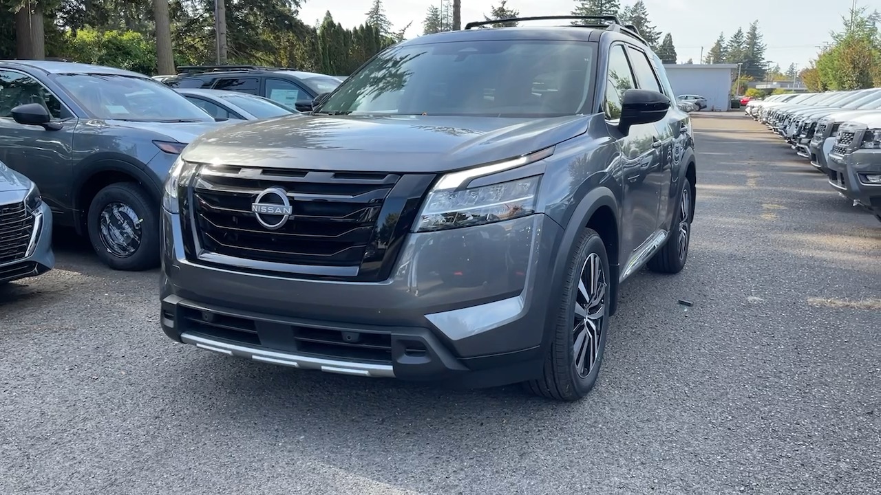 2024 Nissan Pathfinder Platinum 3