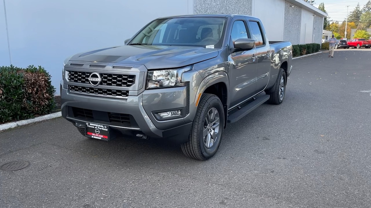 2025 Nissan Frontier SV Crew 3