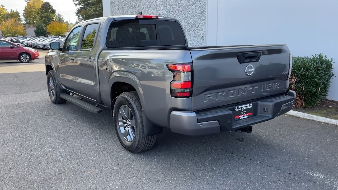 2025 Nissan Frontier SV Crew 12