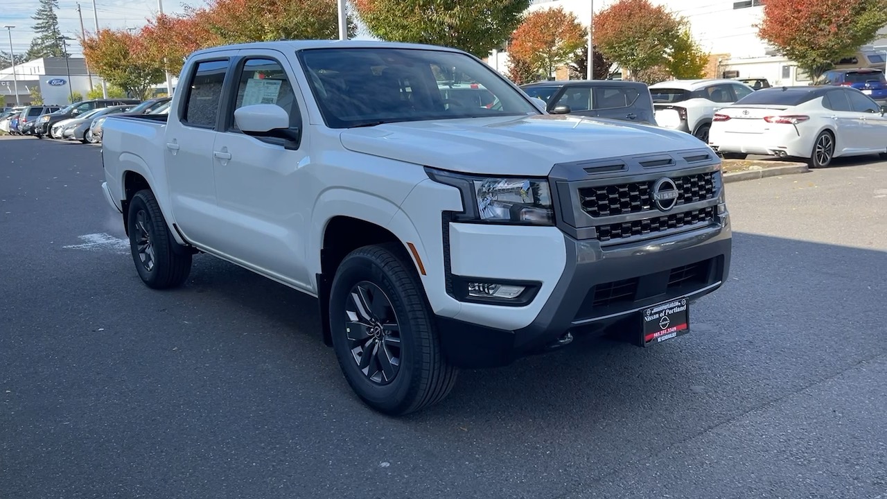 2025 Nissan Frontier SV Crew 5