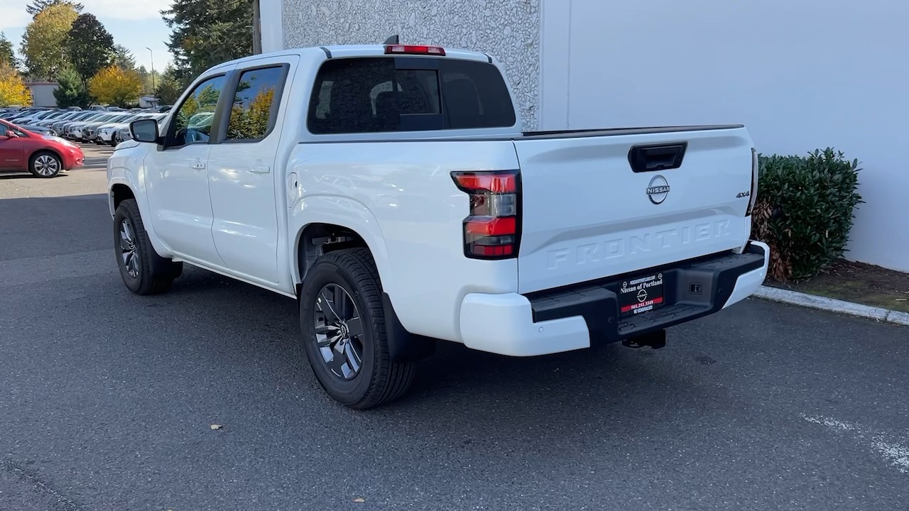 2025 Nissan Frontier SV Crew 11