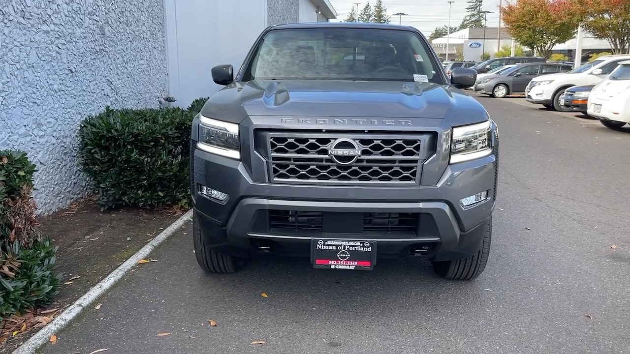 2024 Nissan Frontier SL Crew 4