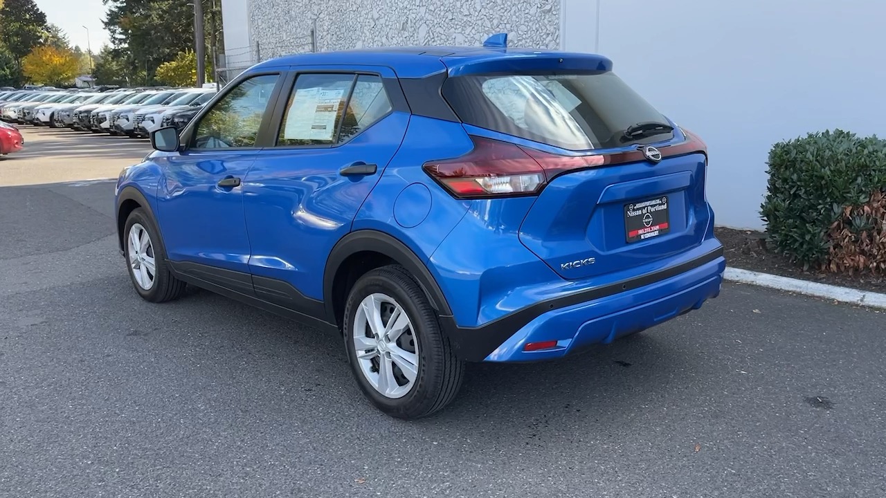 2024 Nissan Kicks S 10