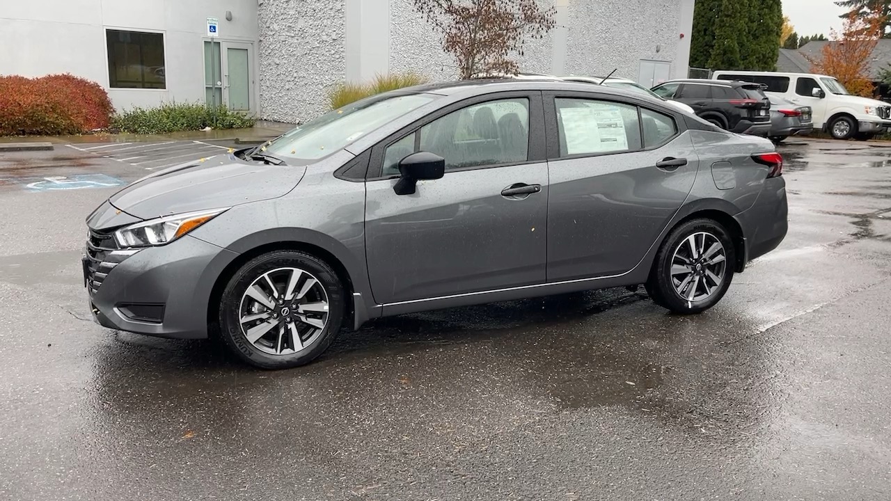 2024 Nissan Versa S 2