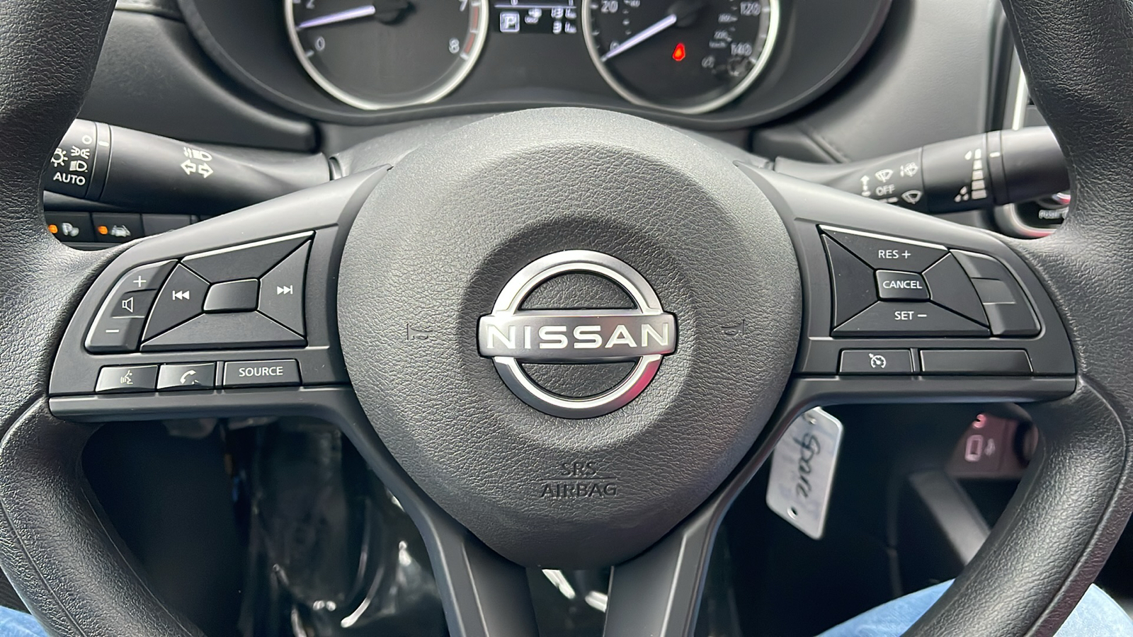 2024 Nissan Versa S 23