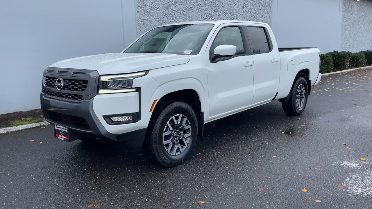 2025 Nissan Frontier SL Crew 3