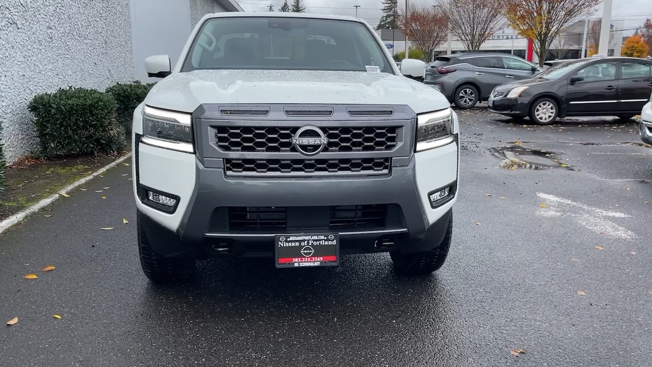 2025 Nissan Frontier SL Crew 4