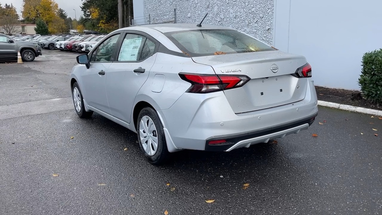 2024 Nissan Versa S 10