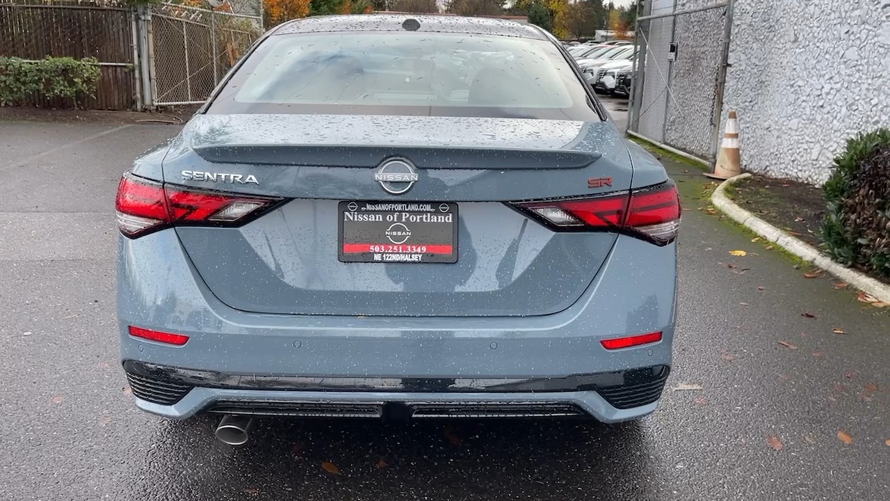 2025 Nissan Sentra SR 9