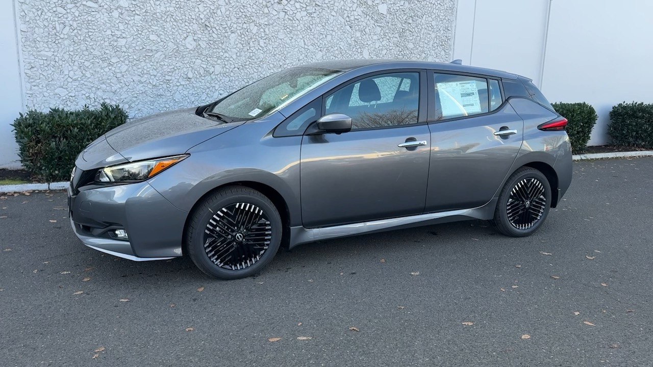 2025 Nissan LEAF SV PLUS 2