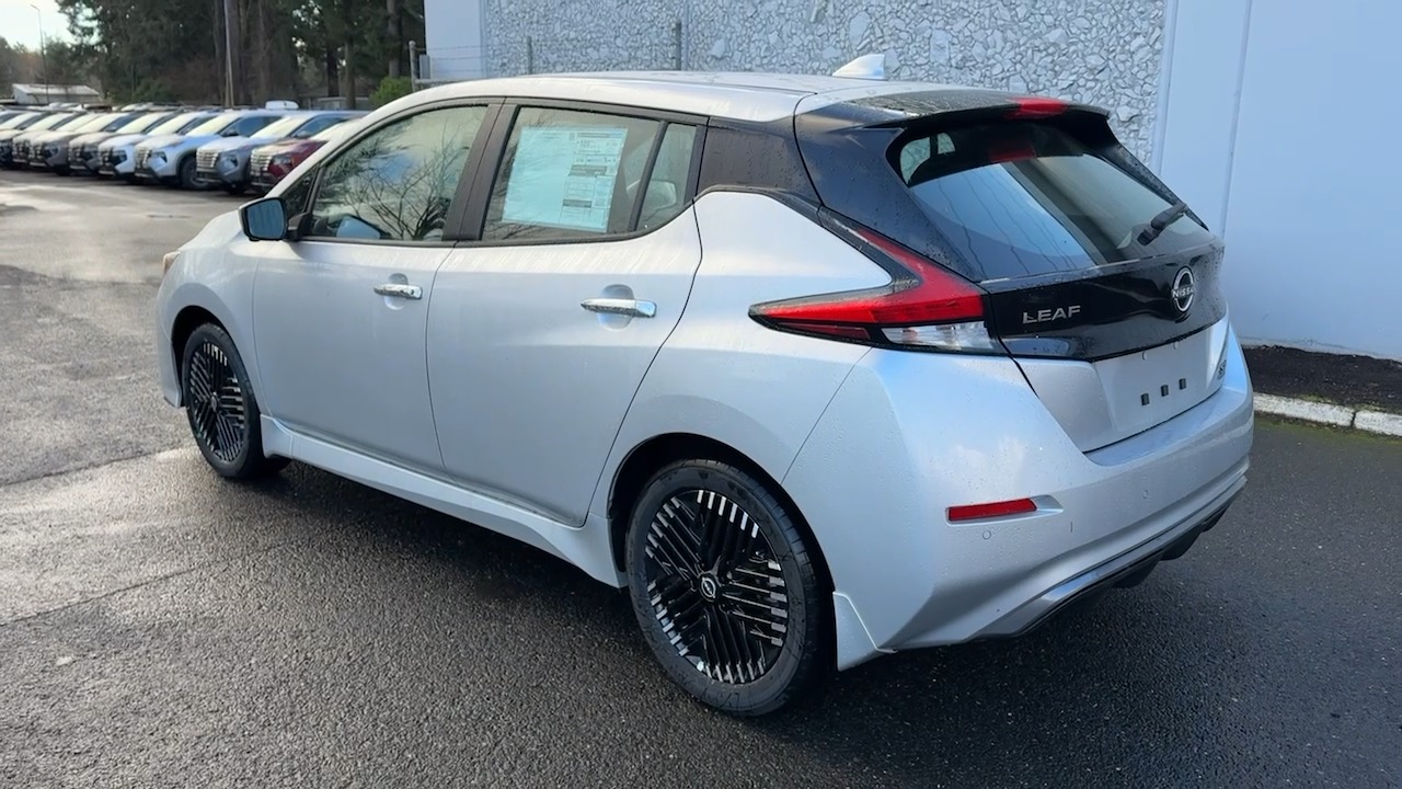 2025 Nissan LEAF SV PLUS 10