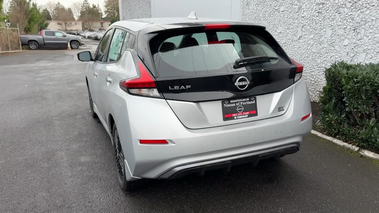 2025 Nissan LEAF SV PLUS 10