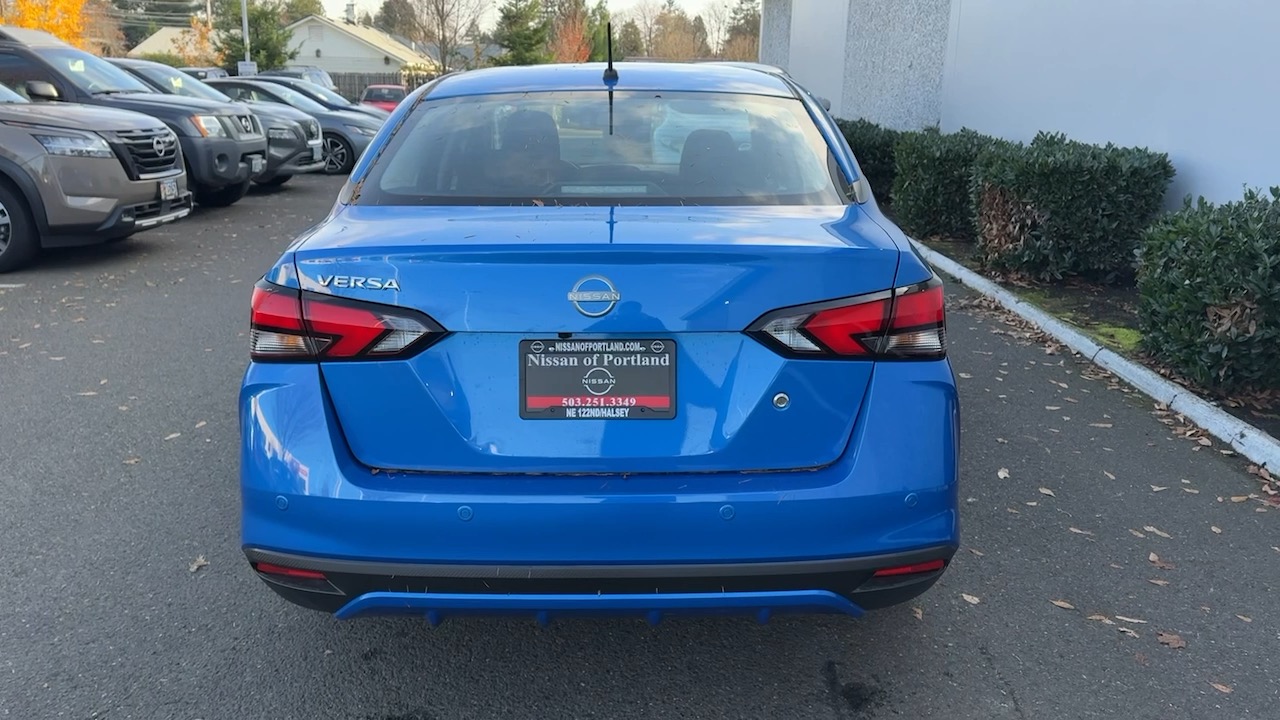 2024 Nissan Versa S 8