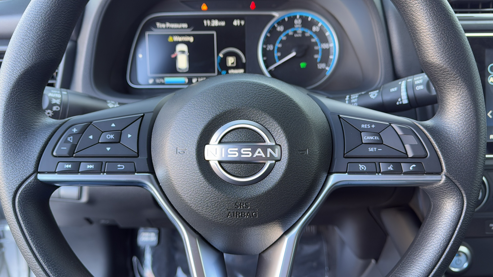 2025 Nissan LEAF S 25