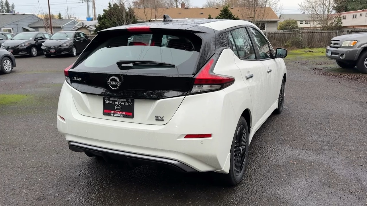 2025 Nissan LEAF SV PLUS 8