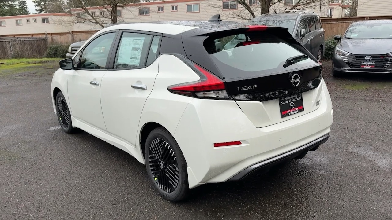 2025 Nissan LEAF SV PLUS 10