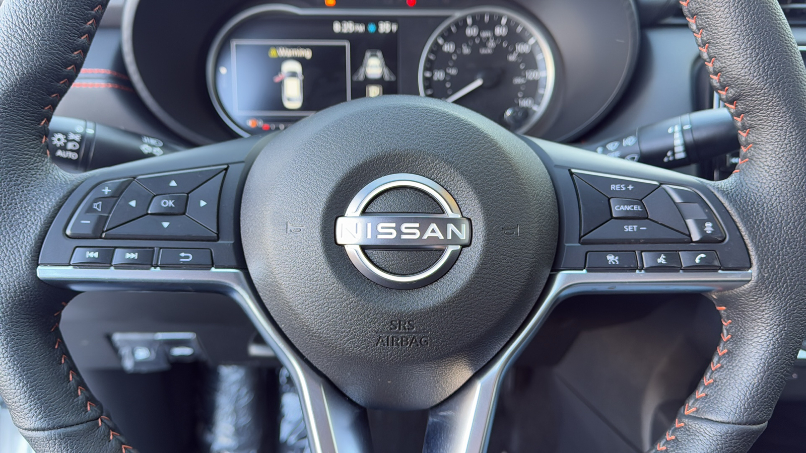 2025 Nissan Versa SR 25