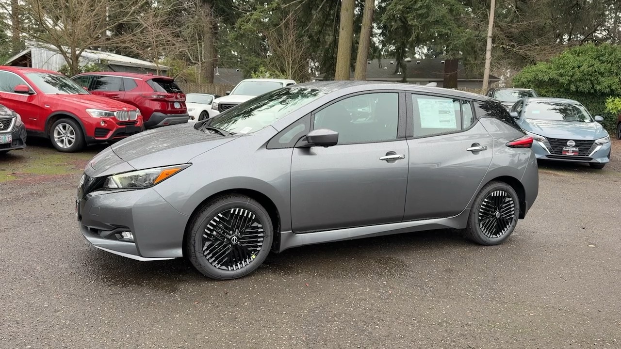 2025 Nissan LEAF SV PLUS 2