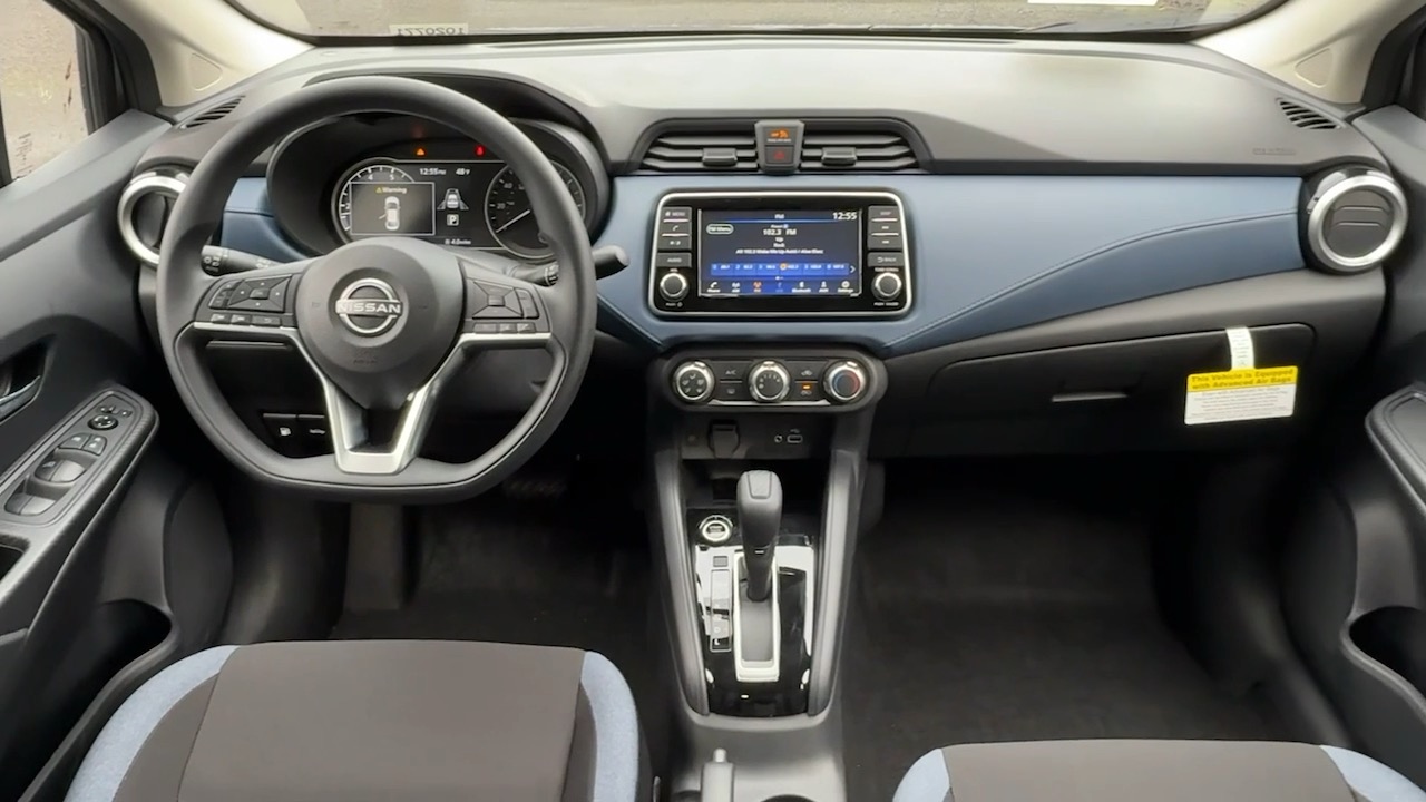 2025 Nissan Versa SV 27