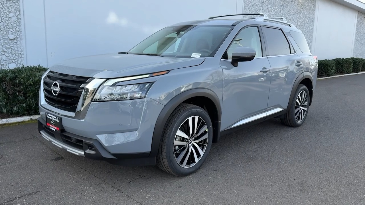 2025 Nissan Pathfinder Rock Creek photo 2
