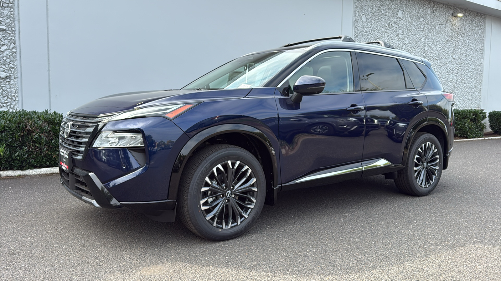 2026 Nissan Rogue Platinum photo 6