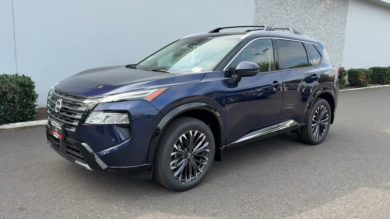 2026 Nissan Rogue Platinum photo 3
