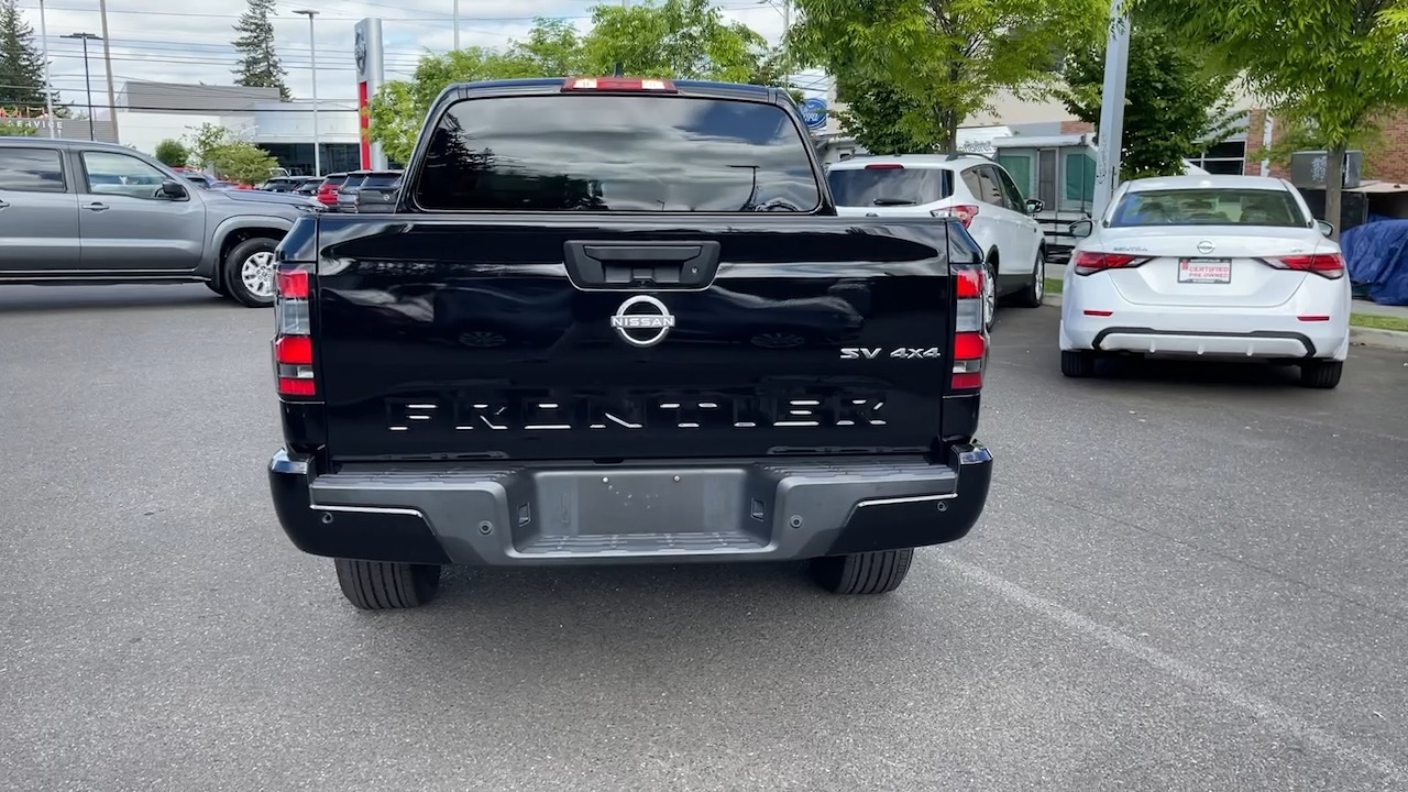 2022 Nissan Frontier SV Crew 9