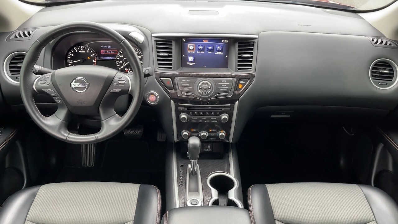 2020 Nissan Pathfinder SV 11