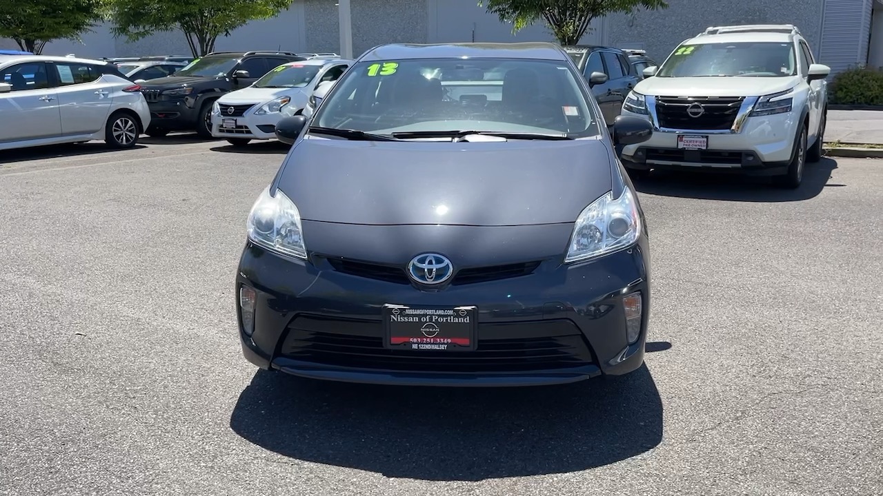 2013 Toyota Prius Two 4