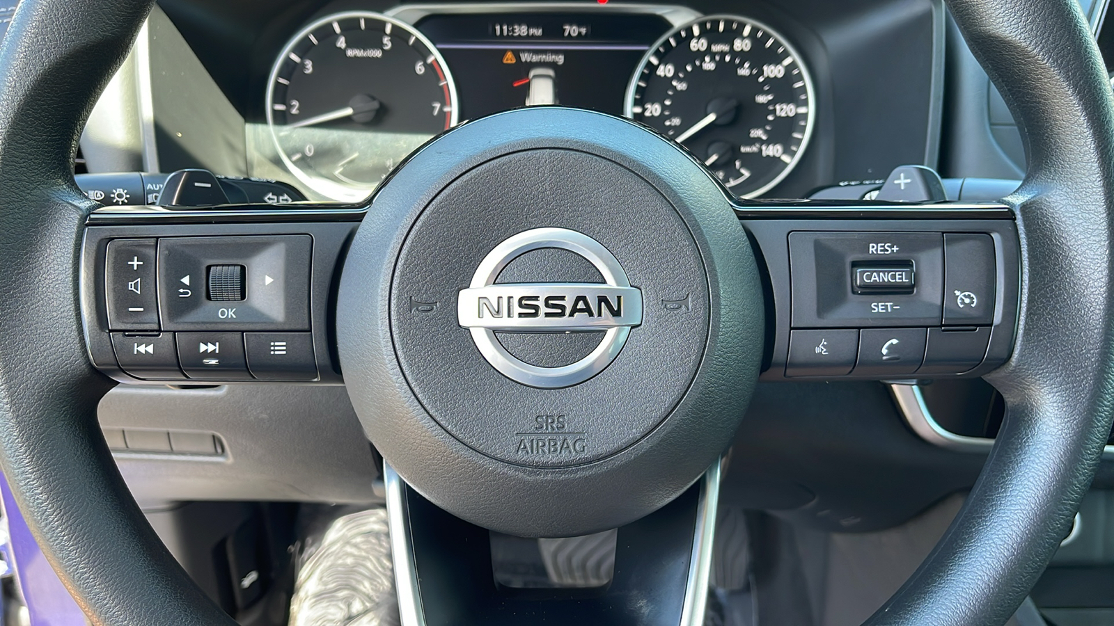 2021 Nissan Rogue S 24