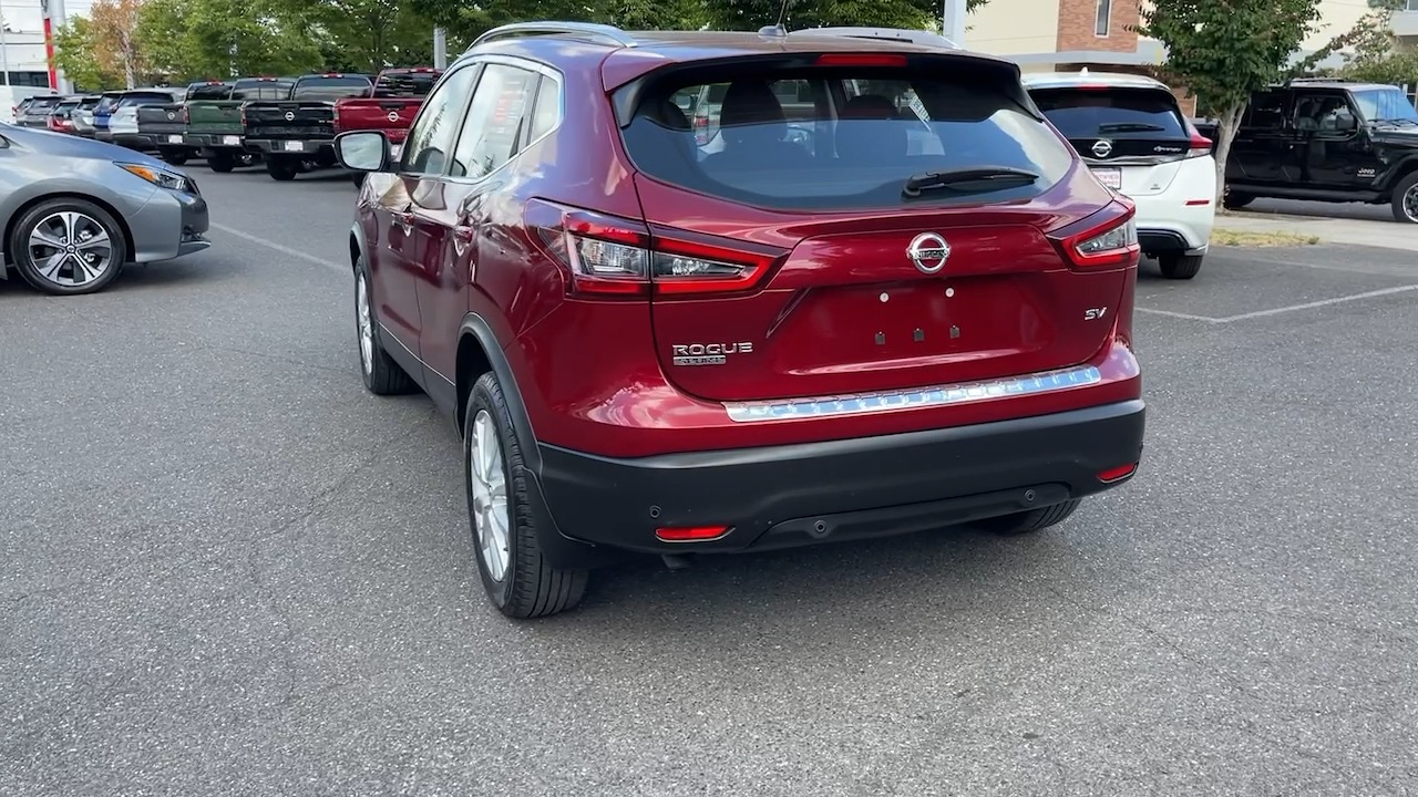 2021 Nissan Rogue Sport SV 11