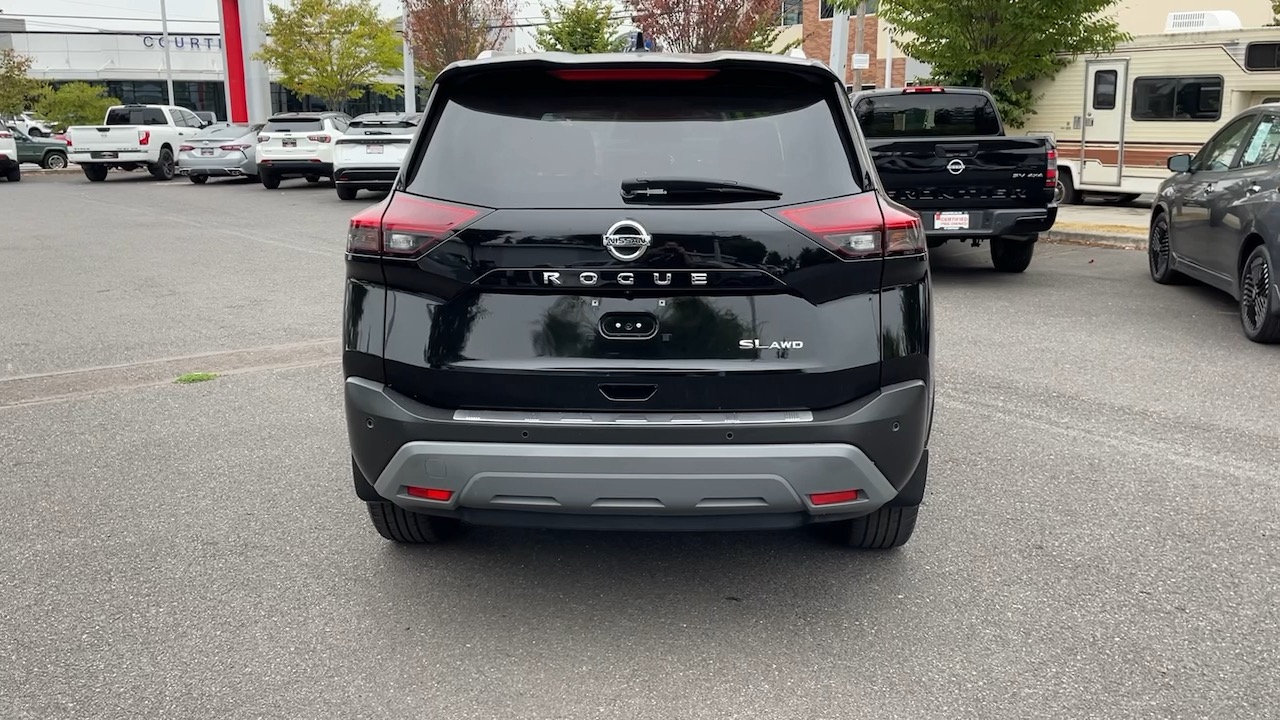 2021 Nissan Rogue SL 9