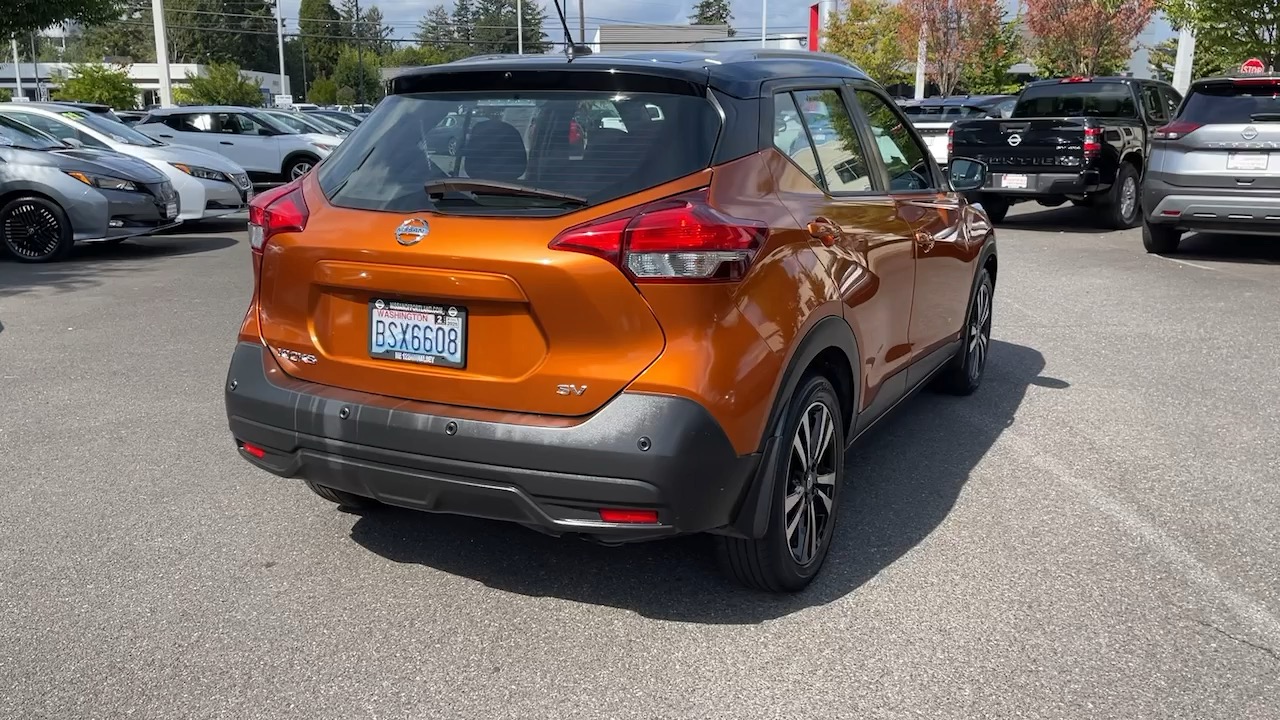 2020 Nissan Kicks SV 8