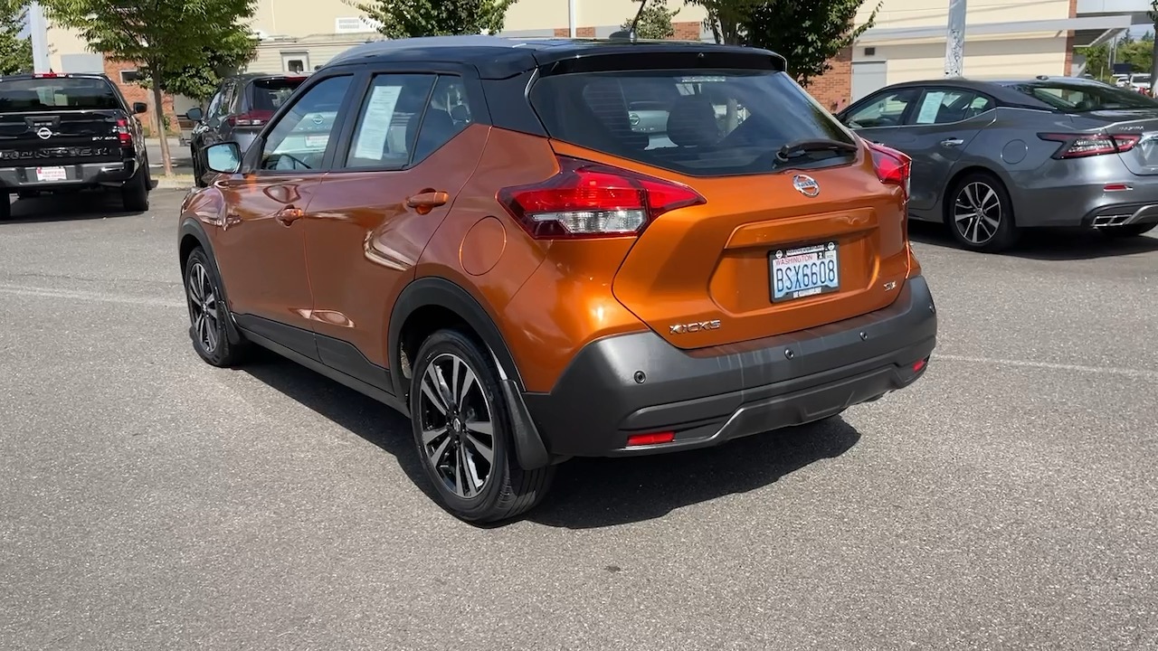 2020 Nissan Kicks SV 10