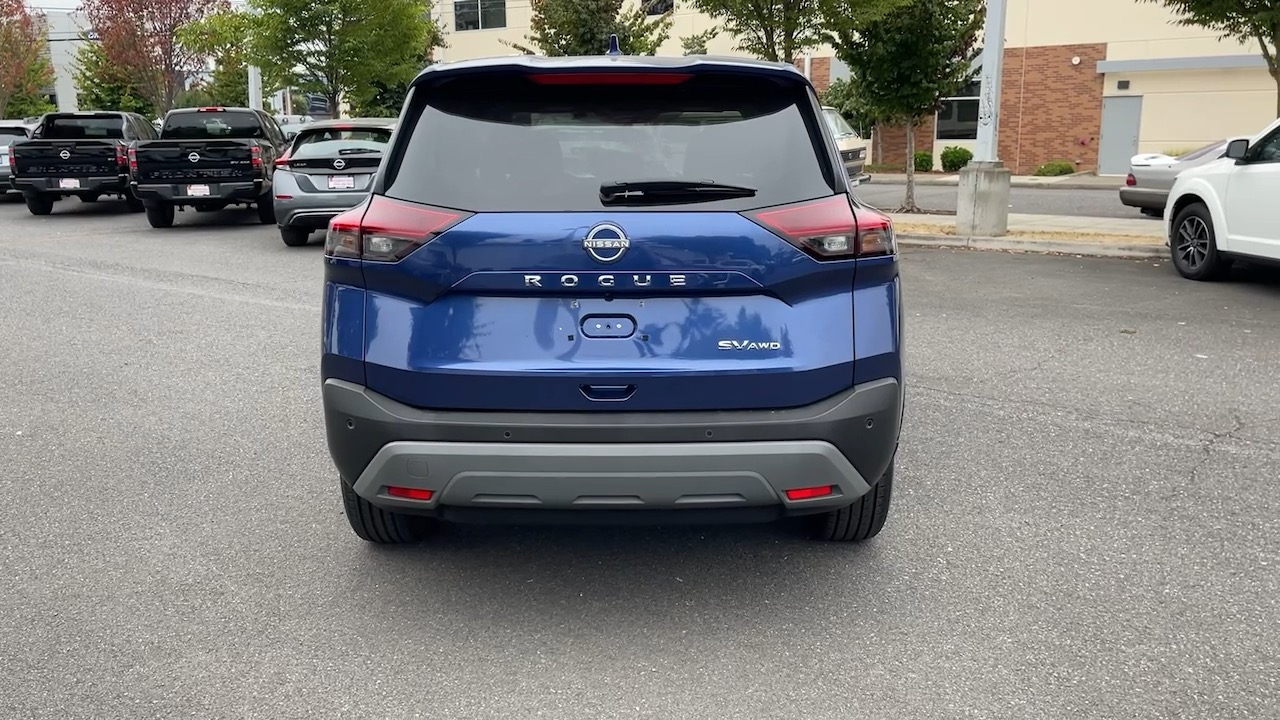 2023 Nissan Rogue SV 9