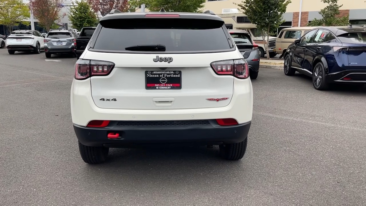 2021 Jeep Compass Trailhawk 9