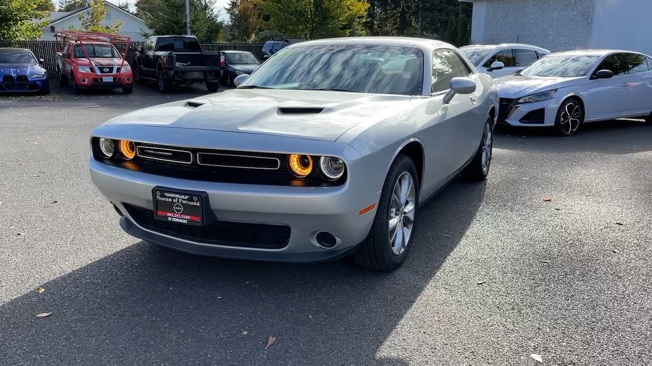 2021 Dodge Challenger SXT 3