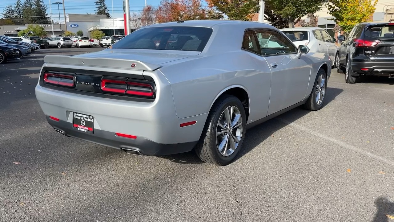 2021 Dodge Challenger SXT 8