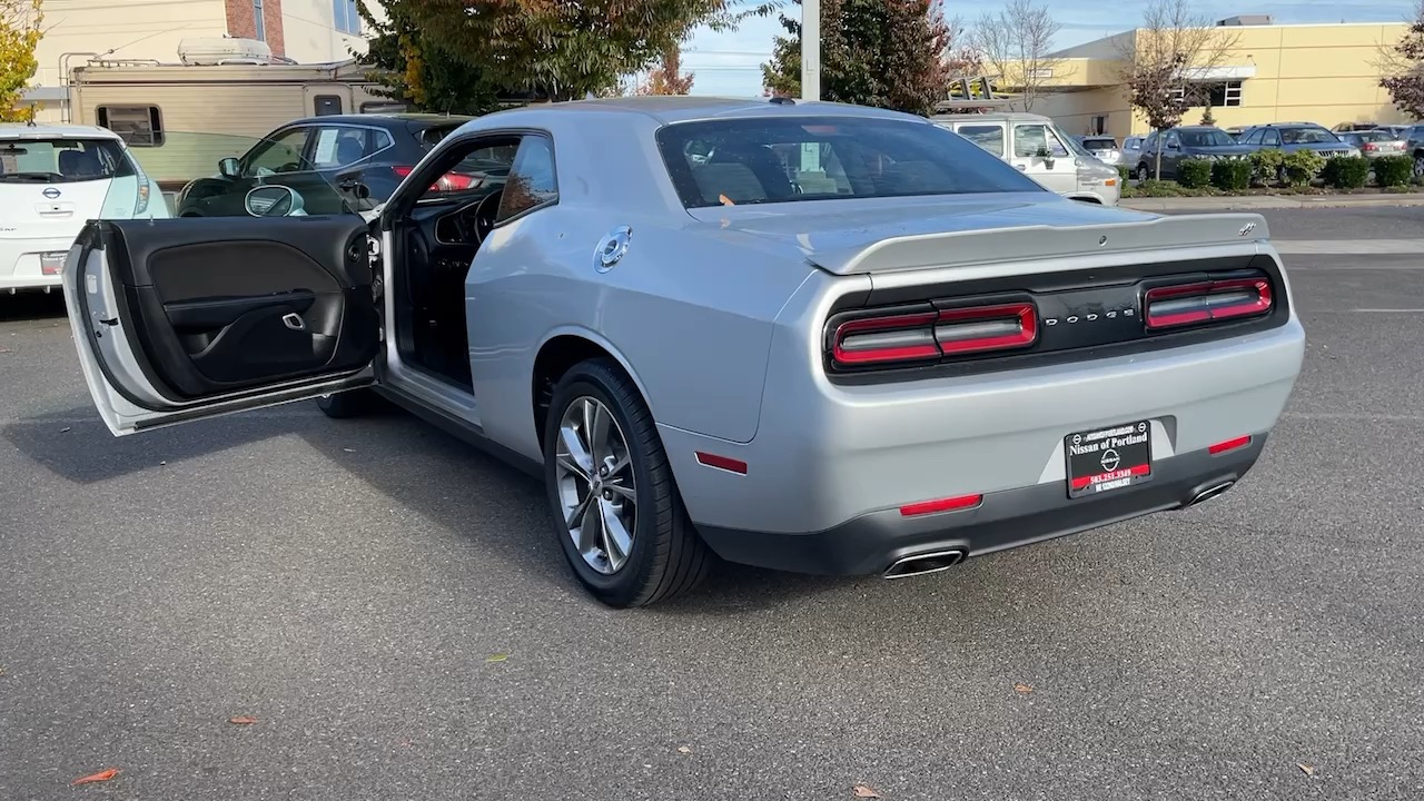 2021 Dodge Challenger SXT 11