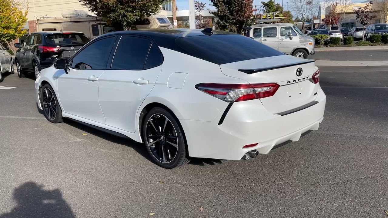 2019 Toyota Camry XSE 10