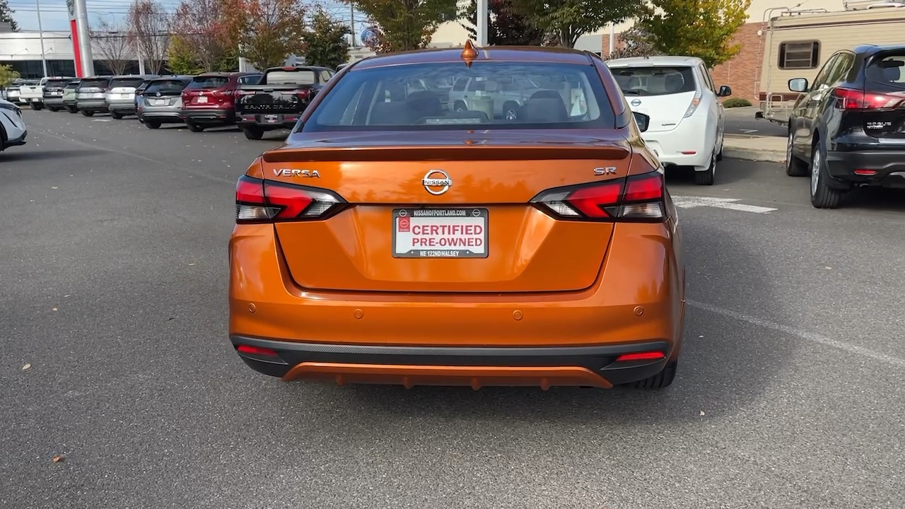 2021 Nissan Versa SR 9