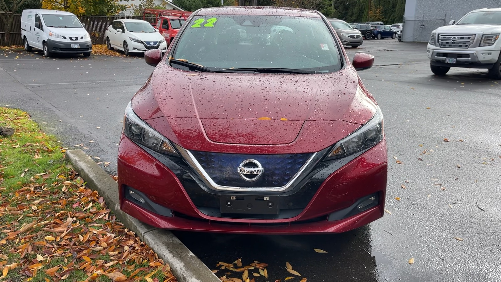 2022 Nissan LEAF SV 11