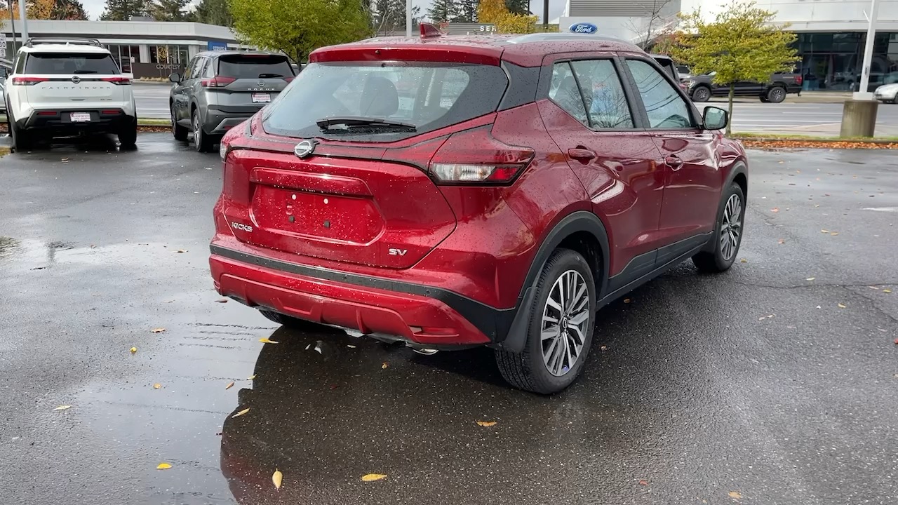 2024 Nissan Kicks SV 8