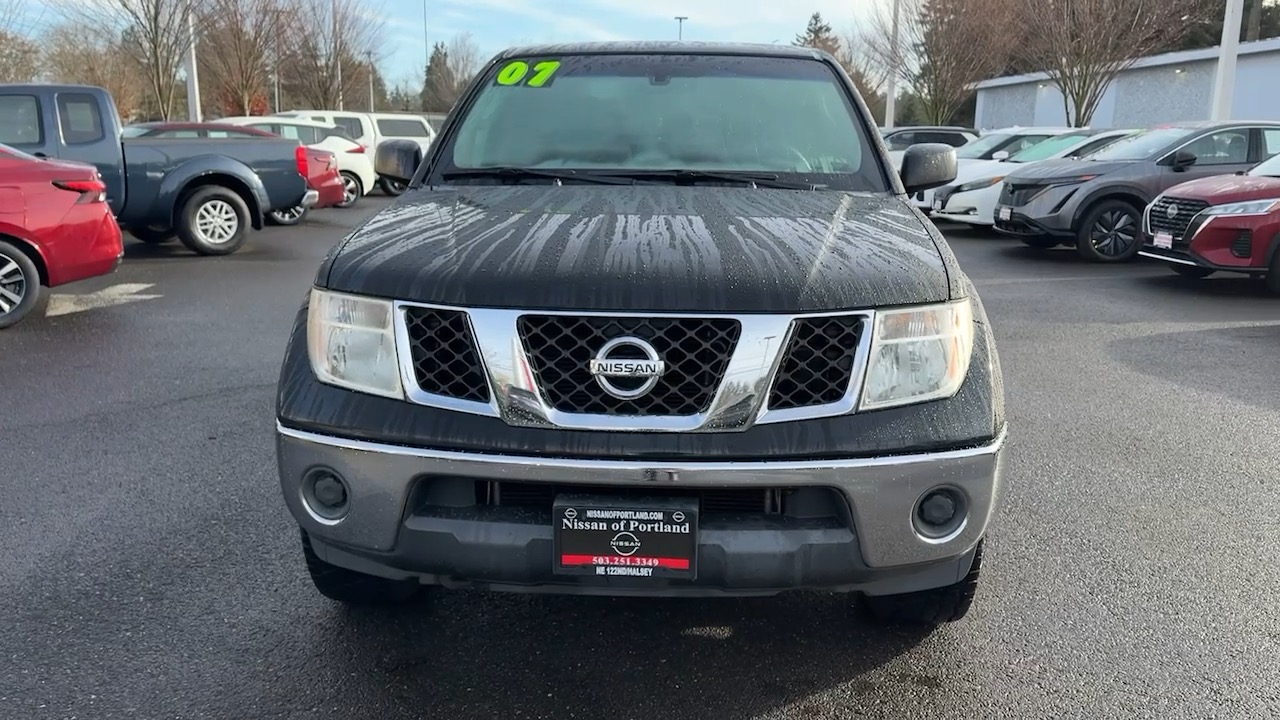 2007 Nissan Frontier SE Crew SWB Manual 4