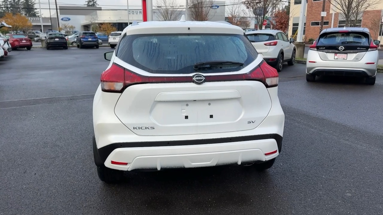 2024 Nissan Kicks SV 9