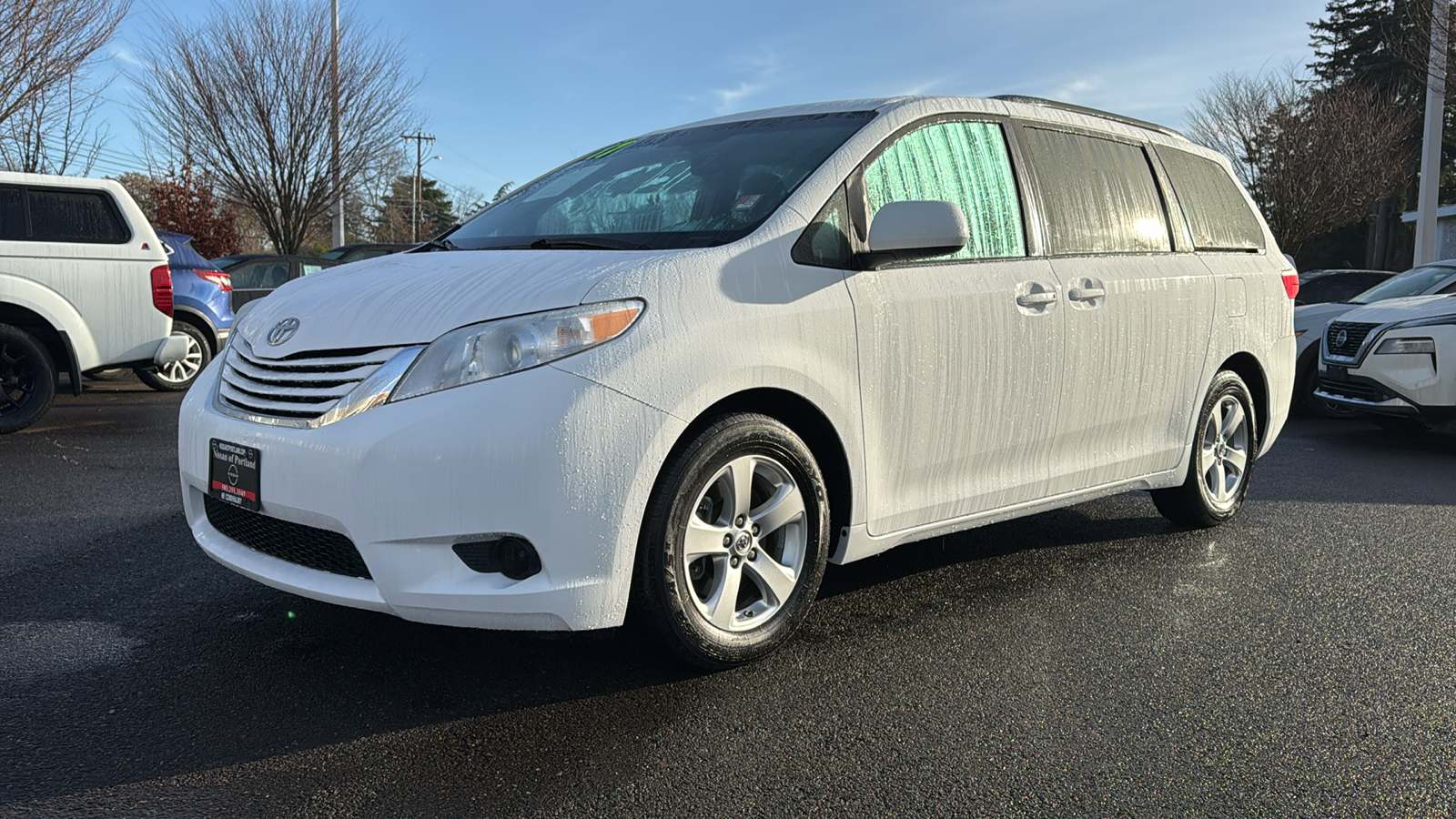 2017 Toyota Sienna LE Auto Access Seat 1