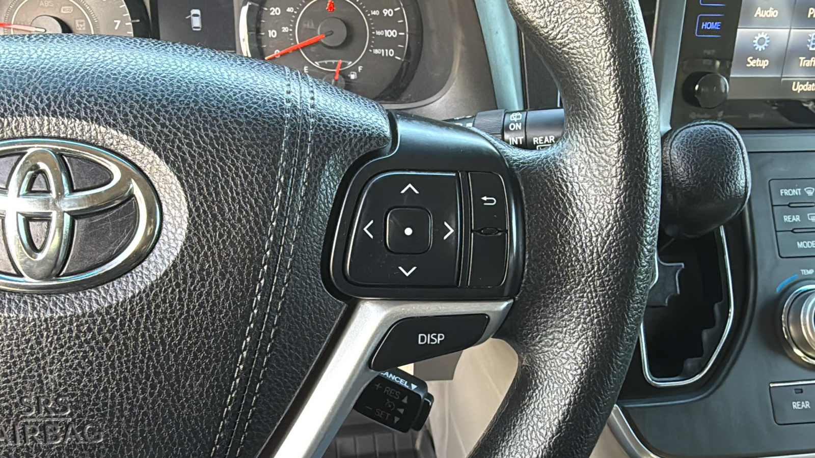 2017 Toyota Sienna LE Auto Access Seat 24