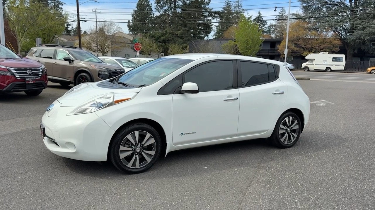 Used 2015 Nissan LEAF SL with VIN 1N4AZ0CP6FC326465 for sale in Portland, OR