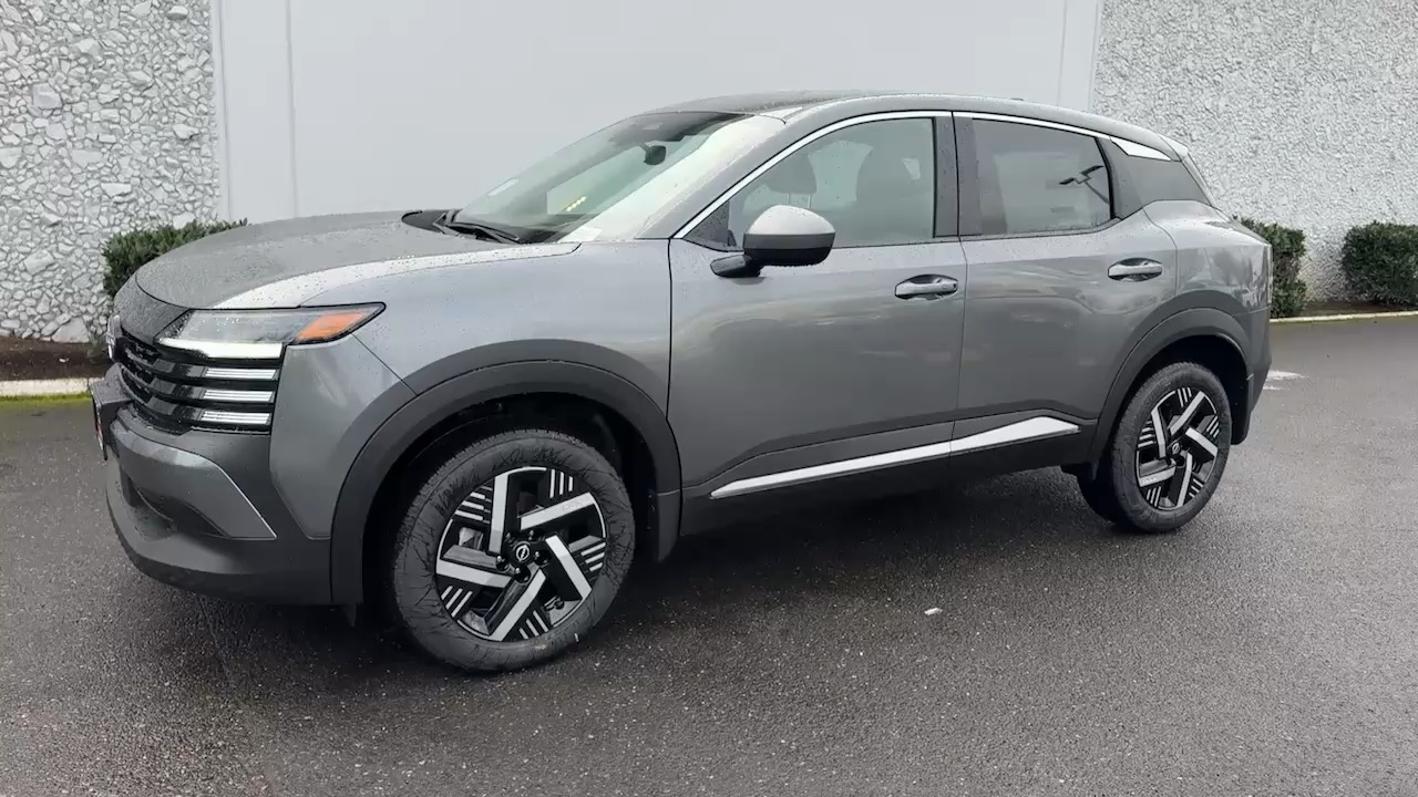 Used 2025 Nissan Kicks SV AWD with VIN 3N8AP6CB9SL345392 for sale in Portland, OR