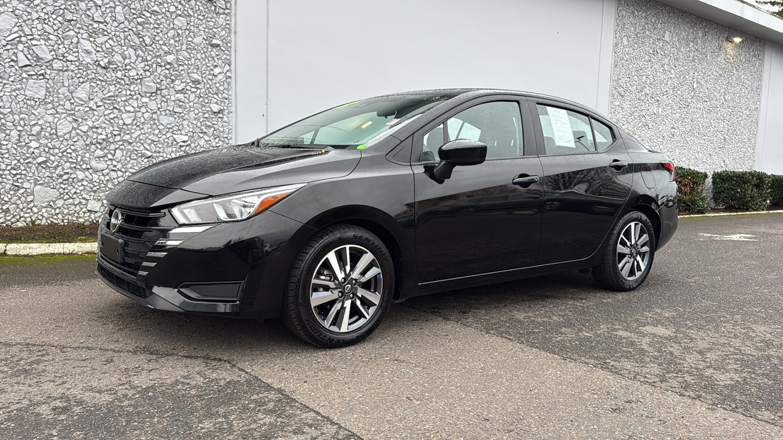 2023 Nissan Versa Sedan SV
